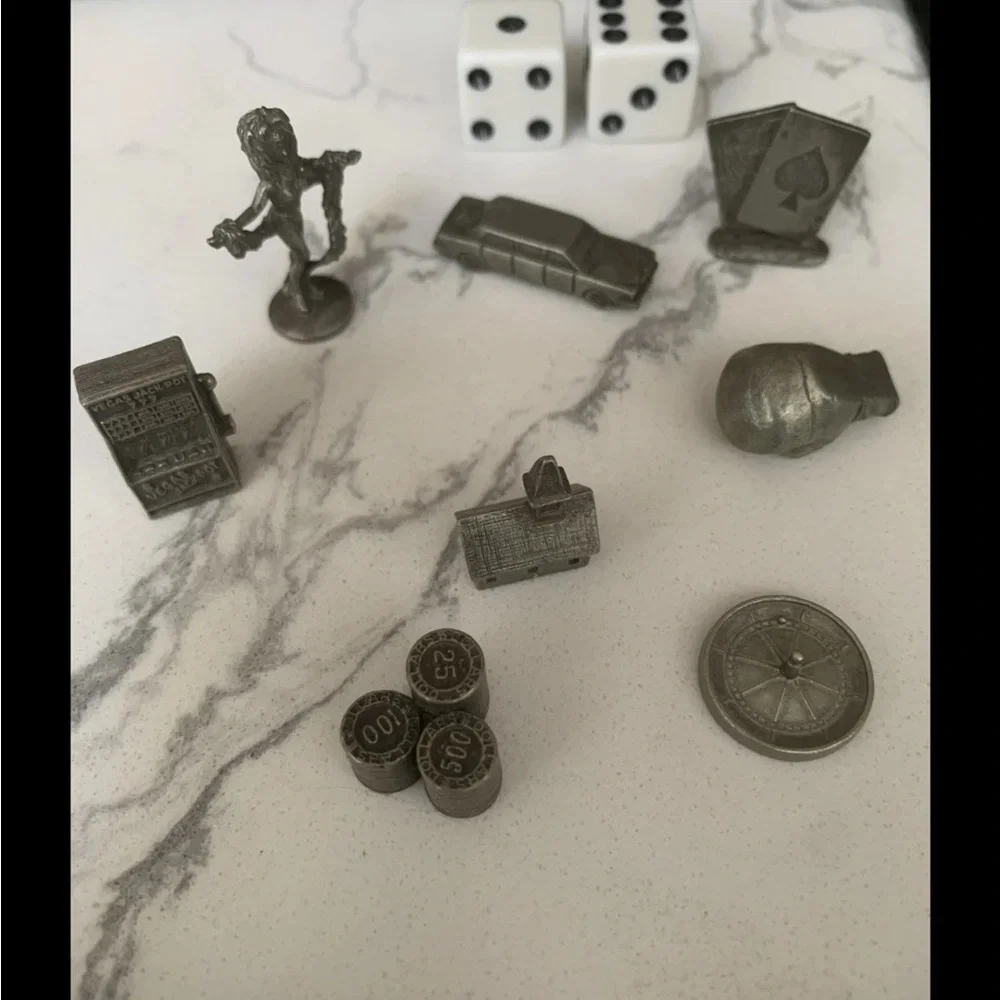 Monopoly Las Vegas Edition 1997 Complete Show Girl Pewter Tokens VTG